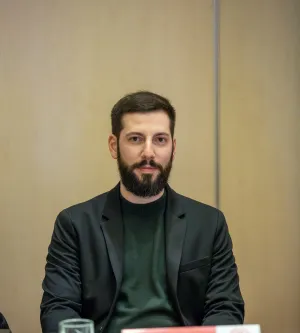 Dr. Iulian Enache
